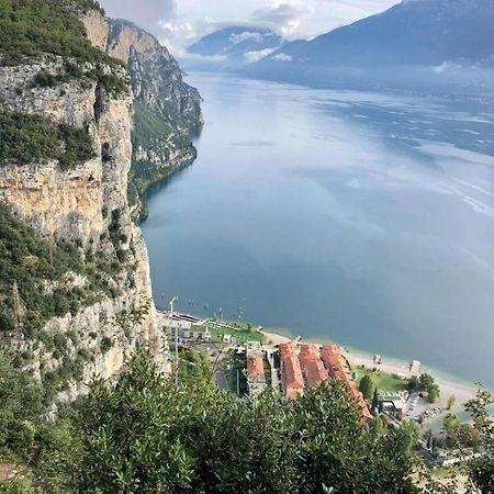 Antica Campione Rooms & Hostel Campione del Garda Exterior foto